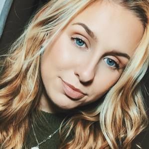 Meet your Posher, Monica